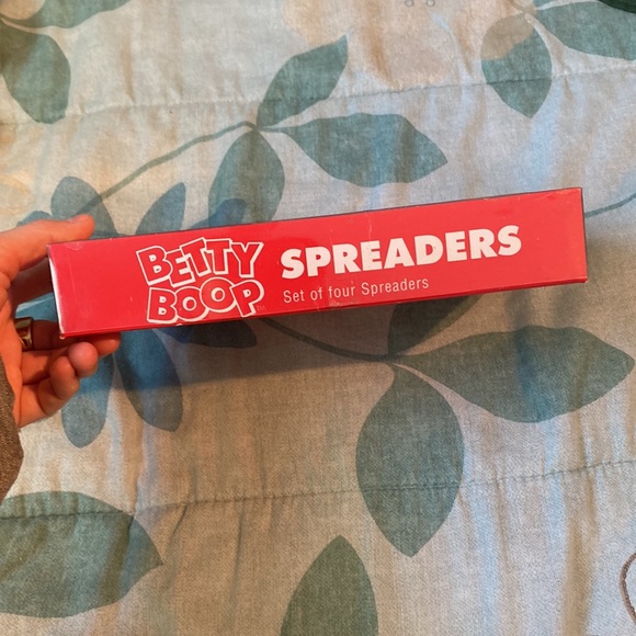 Vintage Limited Edition Betty Boop spreaders - Picture 2 of 6